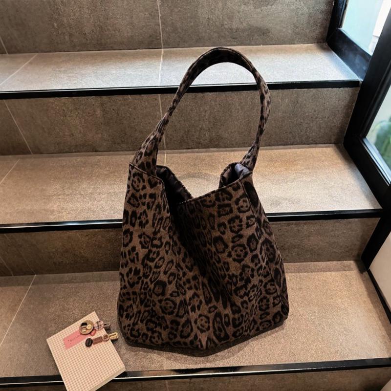 Women's Fashion Shoulder Bag Suede Leopard Pattern Large Capacity Magnetic Clasp Handbags Lightweight Shopper Totes