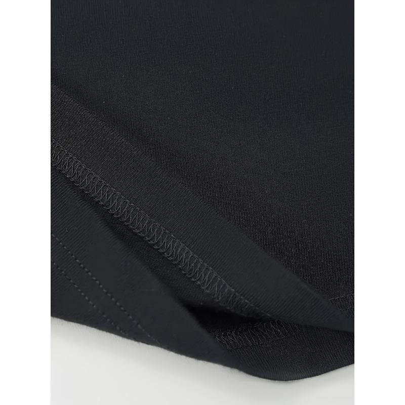 European sizes Men's & Women's Chef Skull & Knife Graphic T-Shirt - Culinary Gangster Distressed Print