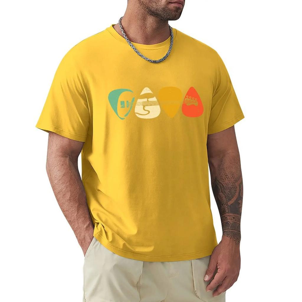 Bass Musician Gift EssentialAnime Clothes Design Guitar Picks Valentine Gift For Your Love Cotton Men T-Shirt