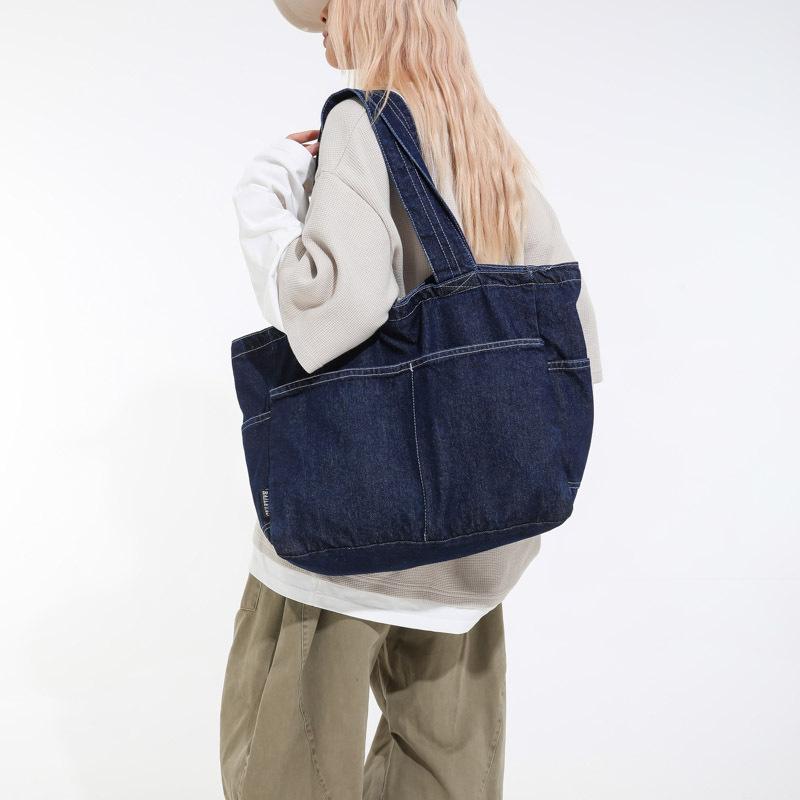Denim Trend Shoulder Bag 2025 Autumn New Fashion Large Capacity Shoulder Bag Student Commuter Travel Tote Bag