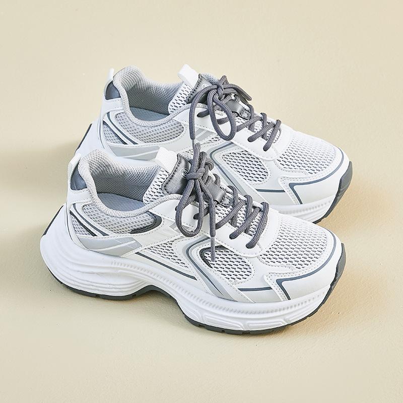 Nové dámské tenisky pro léto Studentské sportovní a volnočasové Streetová fotografie Síťované Prodyšné a Zvyšující výšku