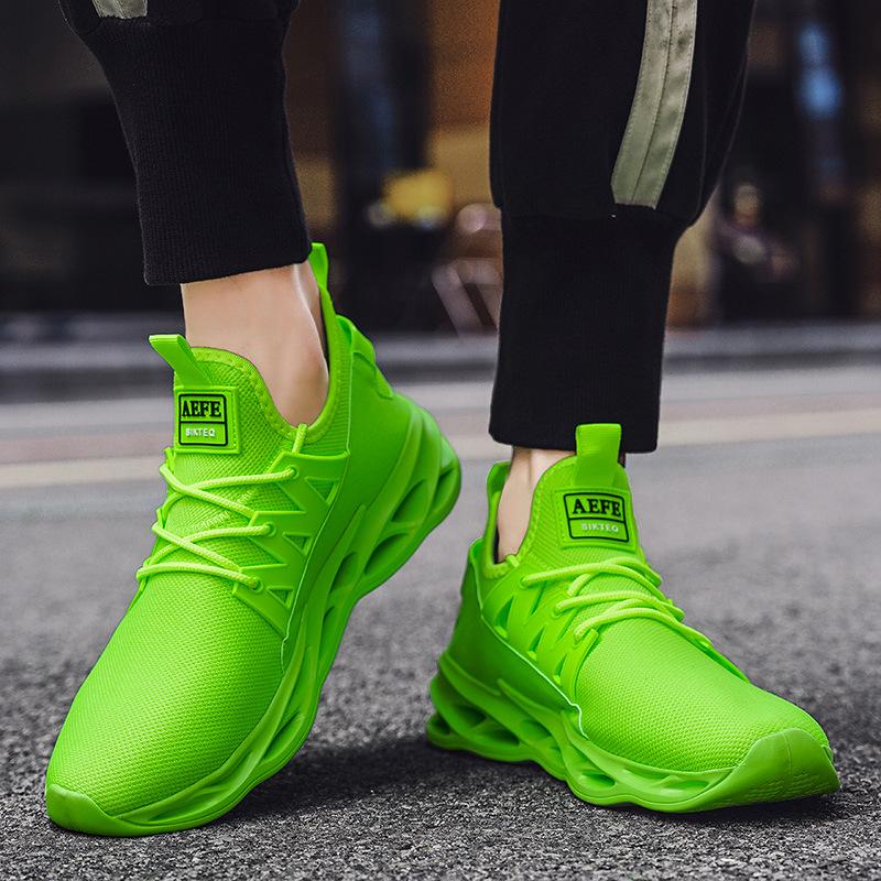 Spring Men's Shoes Breathable and Lightweight Fly-woven Shoes Men's Sports and Leisure Shoes Mesh Shoes Men's Large Size Shoes