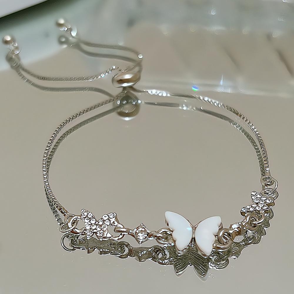 Shiny Exquisite Full Crystal Rhinestone Paved Butterfly Bracelet for Women Luxury Dainty Temperament Banquet Bracelets Jewelry