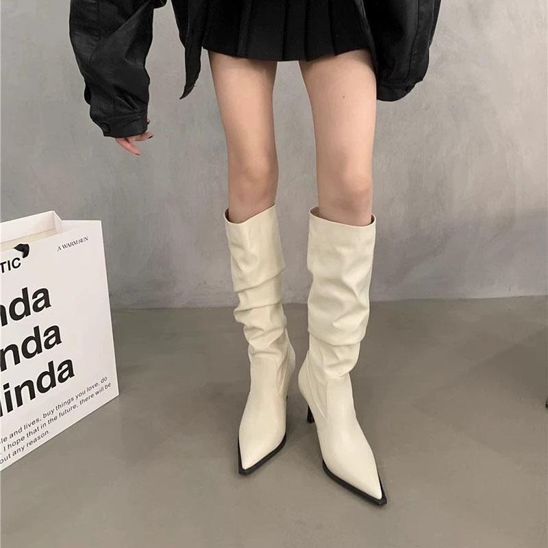 

Модные женские туфли большого размера Новые роскошные заостренные тонкие каблуки из блестящей кожи с длинными рукавами Женские сапоги без застежек Плиссированные рыцарские сапоги 35 бежевый