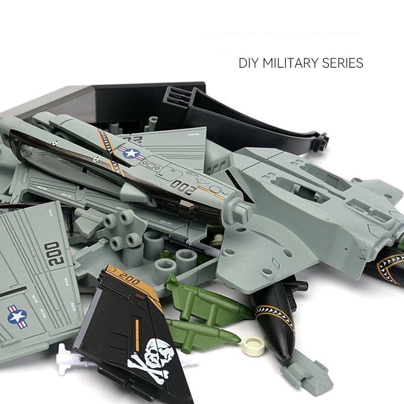 F-18 Fighter Toys DIY Assembled Military Plane ABS Plastic 1/72 Scale Airplane Model Aviation Child Gifts DIY Toys