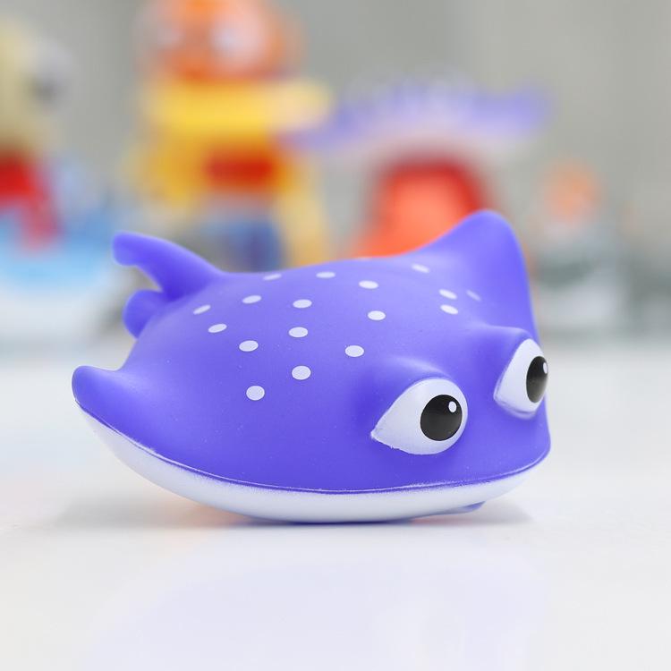 

Floating Silicone Bath Toys: Underwater World with Nemo & Dory Characters for Kids