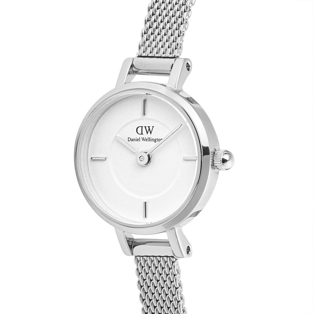 Danielwellingteon Petite Mini Sterling Silver Metal Analog Daily Watch