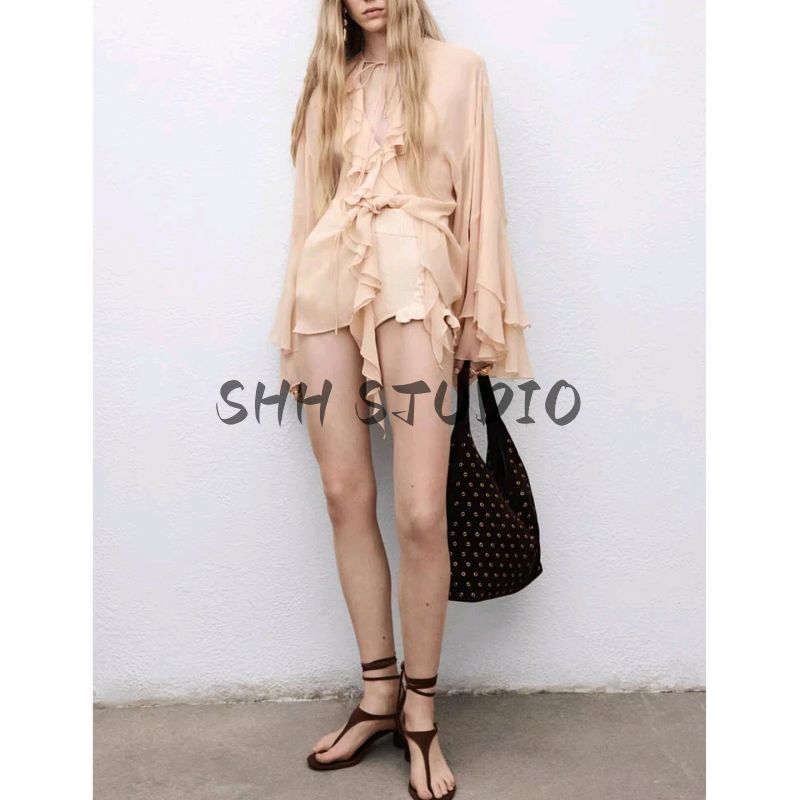 Fall New Women's Clothing French Style Temperament Low Collar Tied Lotus Leaf Bell Sleeve Shirt Tops 17024447