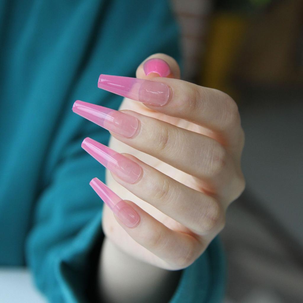 Artificial Nails Translucent Pink Gradient Wearable Nails Fake Nails Manicure Patches