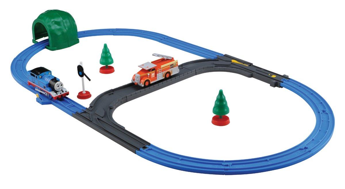 

Plarail Thomas run Пожарная машина Флинн и Томас устанавливают Давайте вместе!