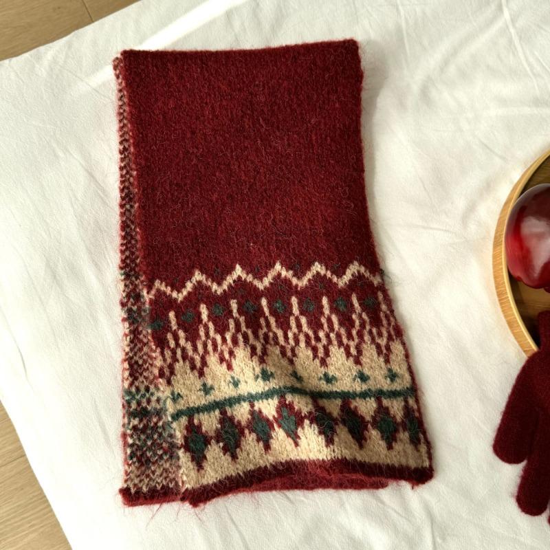 

New wool scarf women s autumn and winter warm versatile scarf thickened couple knitted cashmere Christmas scarf Child 130 * 20cm