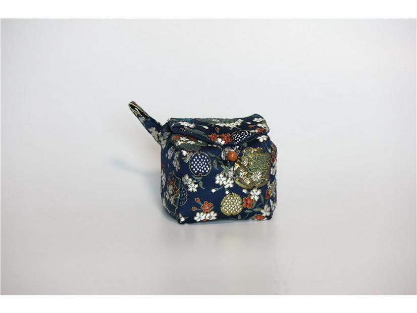 34-Color Chinese & Japanese Brocade Gaiwan Zisha Teapot Ceramic Cup Set With Cotton Bag