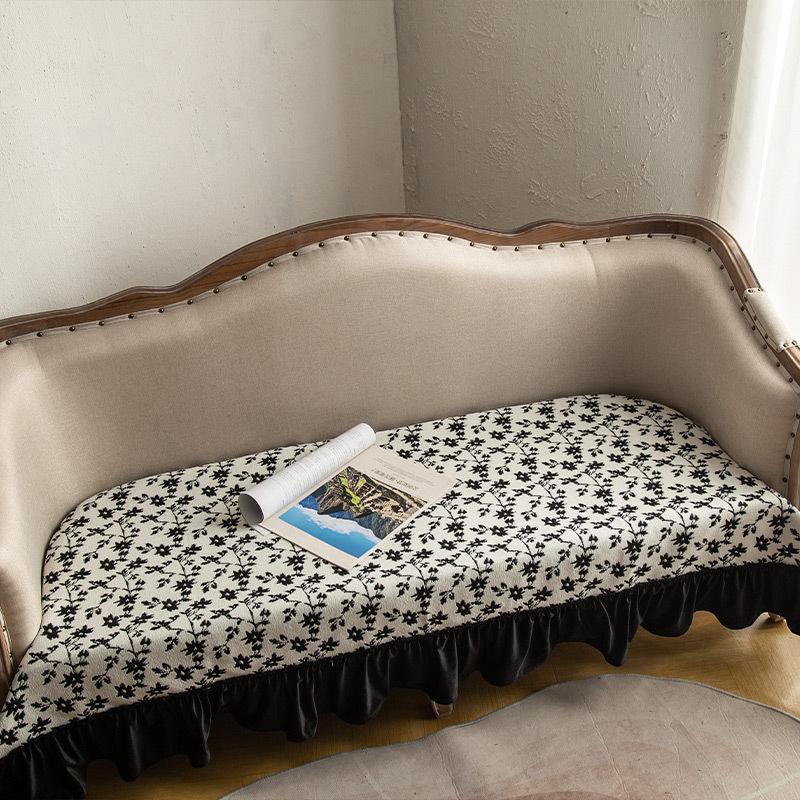 

Sofa cover light luxury high-end Chenier living room sofa cover sofa cushion thick non-slip and dirt-resistant cover cloth 85*180cm(1100g)