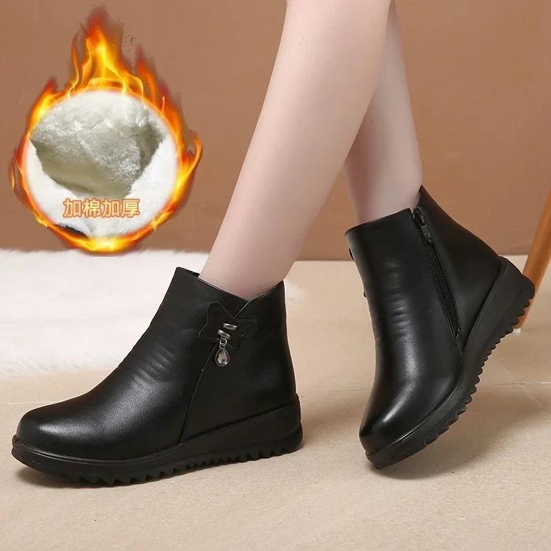 2024 Casual Leather Boots Trend Winter Middle-aged Bottom Shoes for Woman's Warm Cotton Shoes  Bottom Non-slip Wool Women Boots