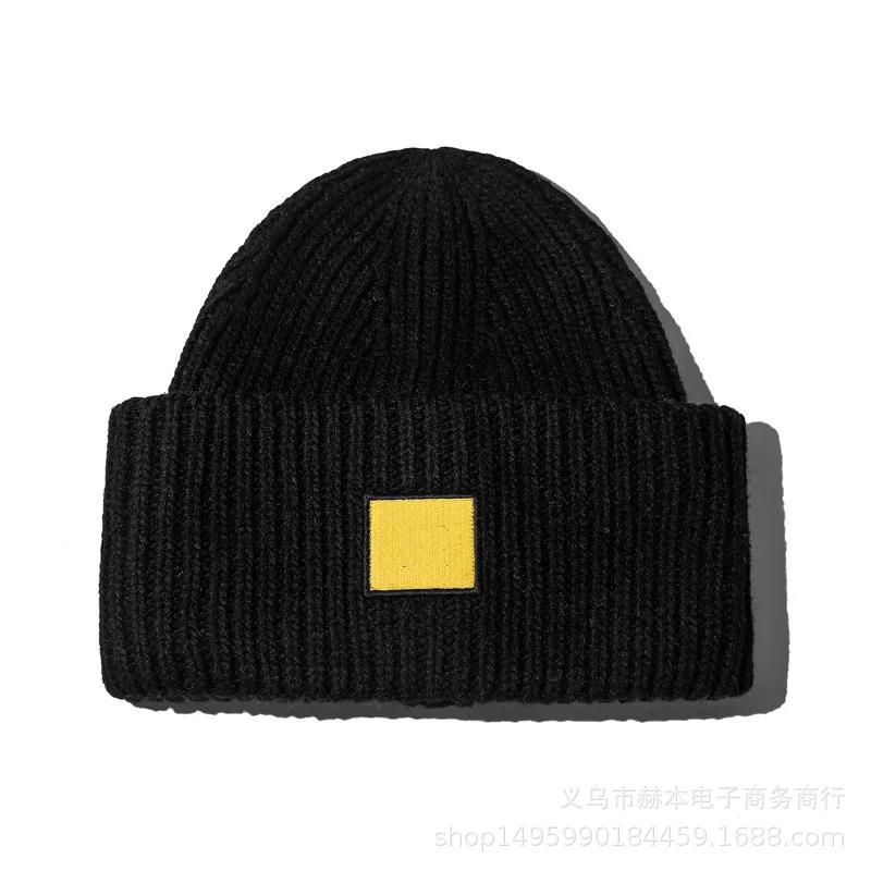 Couple Winter High Quality Thick Wool Smiling Face Knitted Hat For Men And Women Couples Winter Warm Knitted Hat Curled Edge Hat