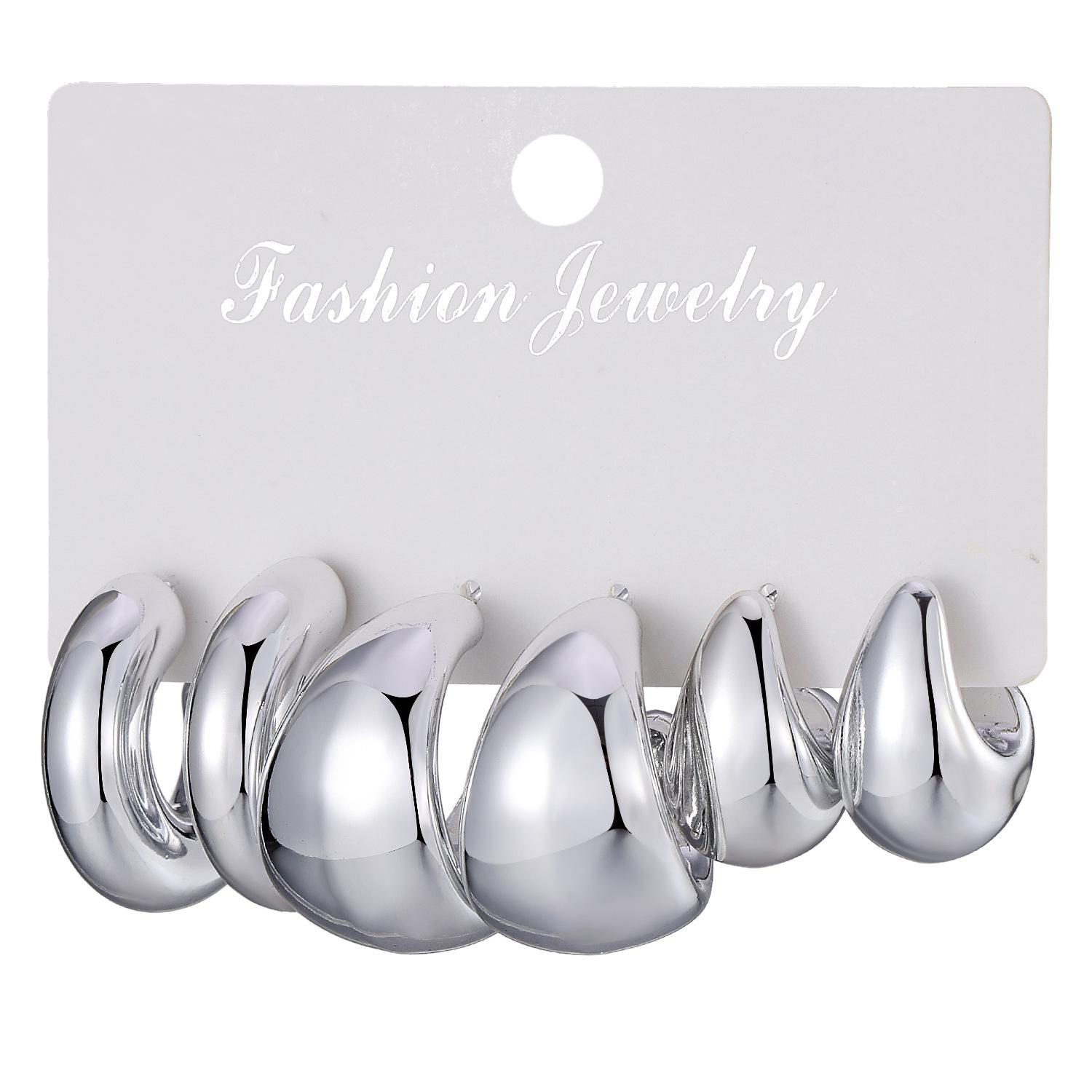 

Gold C-Shaped Water Drop Earrings Set - 3-Piece Fashionable Geometric Hoops for Women