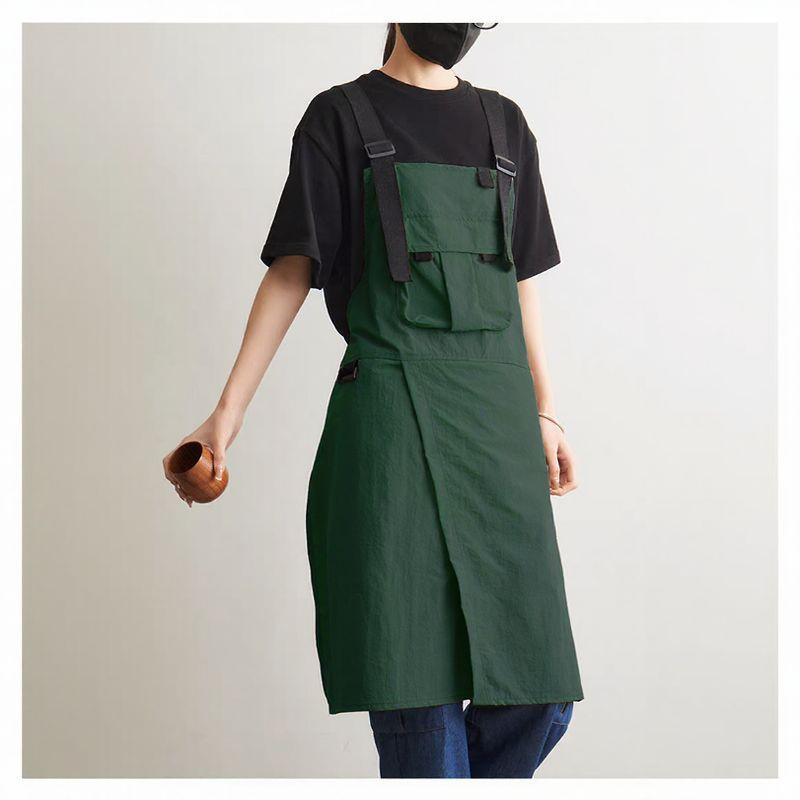 Korean Fashion Apron for Women and Men: Ideal for Baristas, Bubble Tea Shops, Barber Shops, Nail Salons, and Restaurants