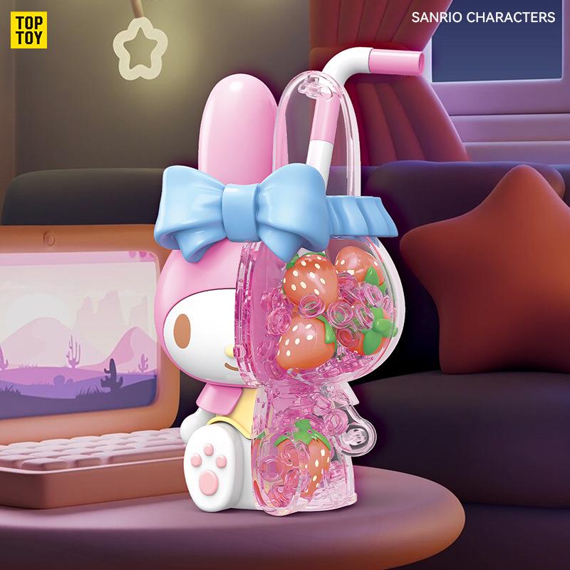 

Фигурки-конструкторы Sanrio: Куроми и Хелло Китти Украшения (1323-26) Праздничные подарки