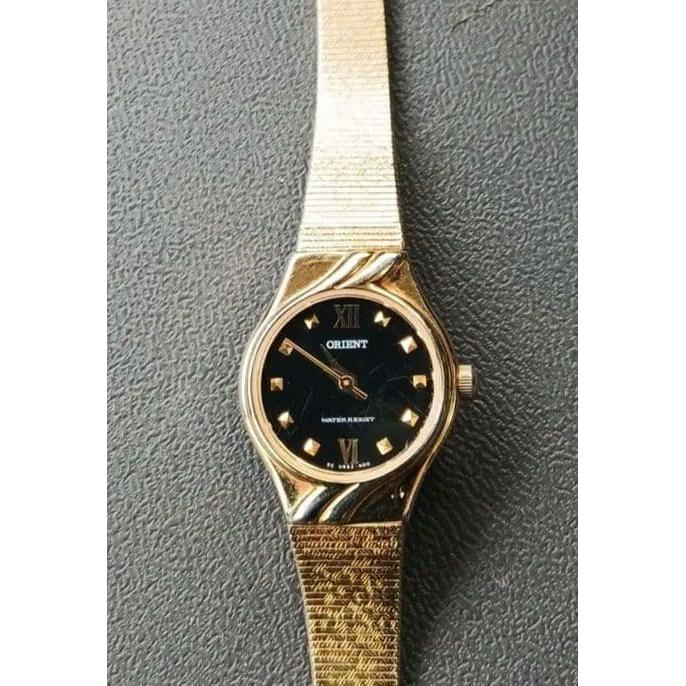ORIENT gold black dial watch junk