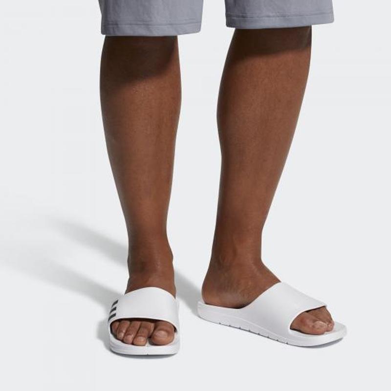 Adidas Cloudfoam Comfortable Rubber Sole Non-Slip Slide Sandals Unisex Footwear White Black CG3538