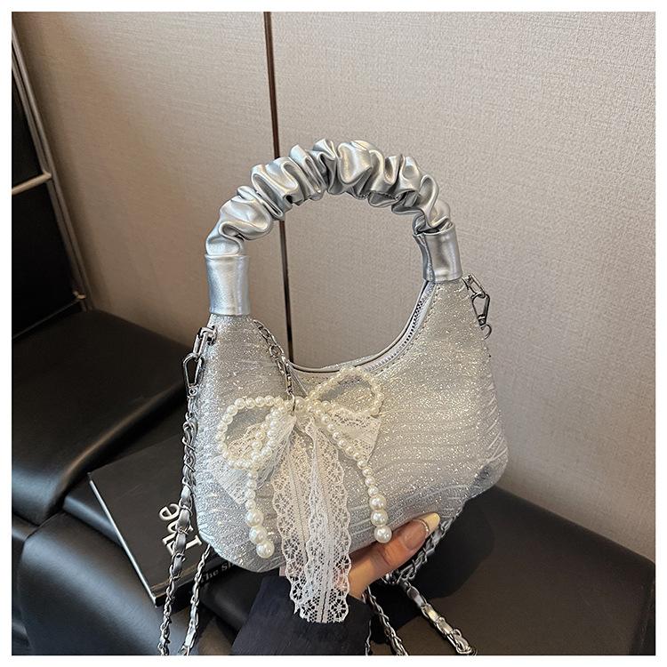 

High-end niche bag women s new versatile chain messenger bag exquisite pleated handbag срібний