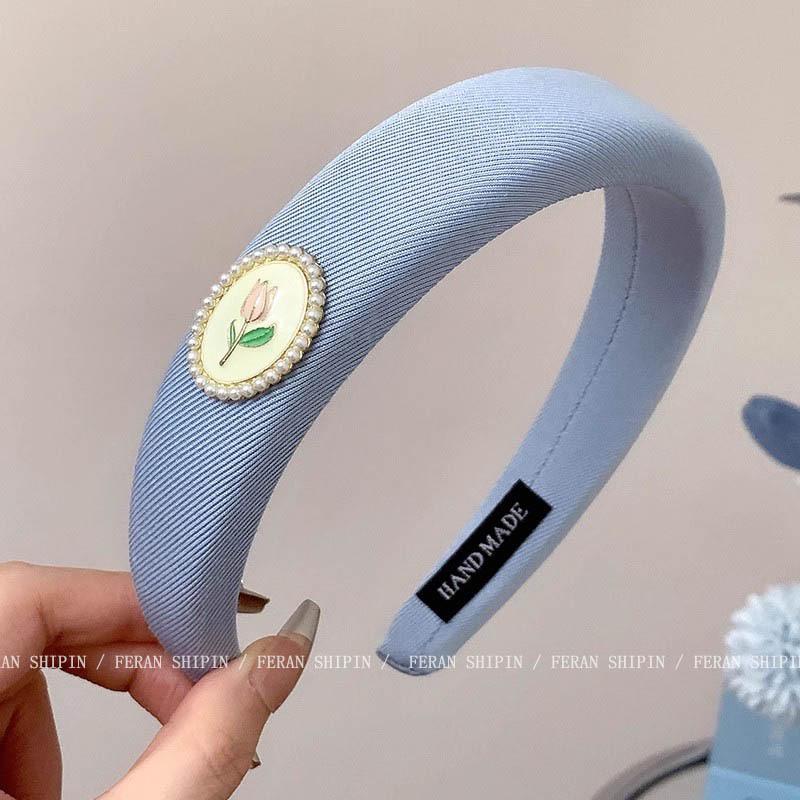 Women's Wide Edge White Sponge Headband - Stylish, Comfortable, Low-Pressure Hair Accessory