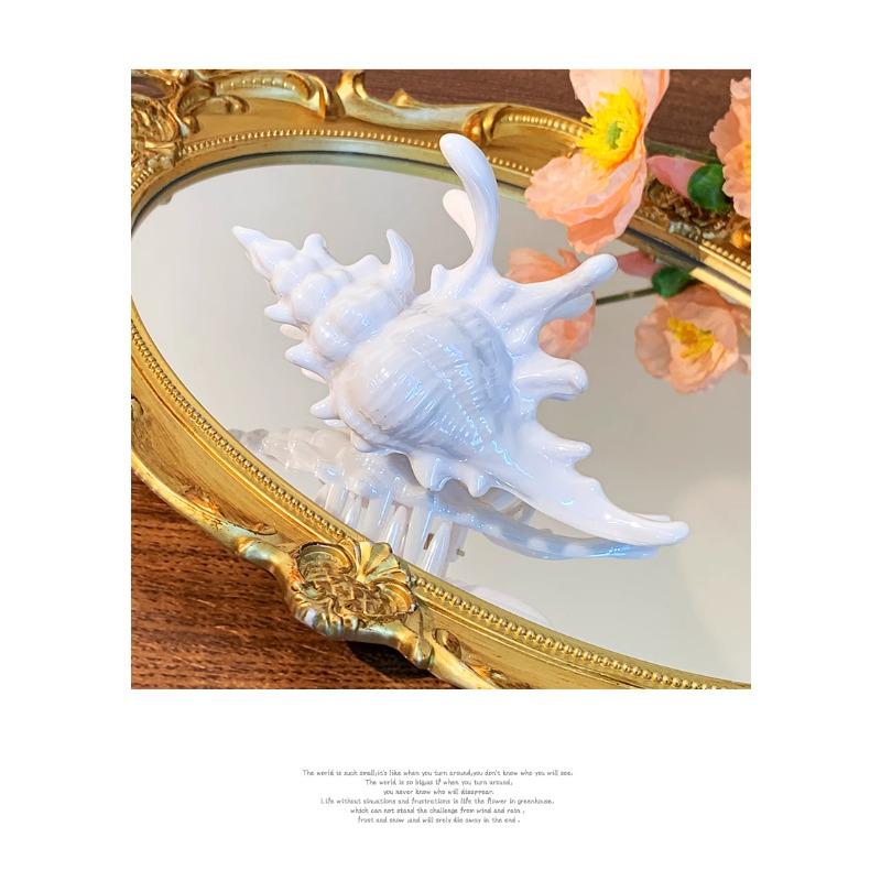 Venus Hairpin Mermaid Conch Catching Asian Style Ocean Shark Hair Clip