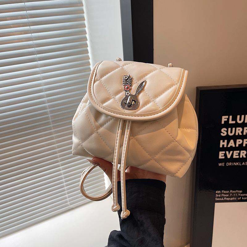 Casual Chain Backpack Women's New Fashion Small Backpack