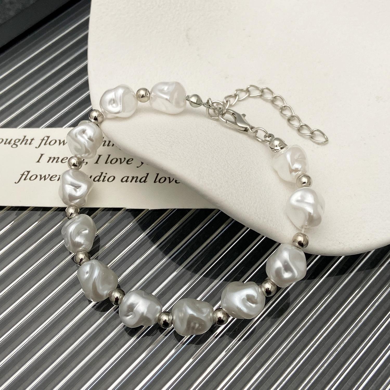 French Vintage Irregular Baroque Imitation Pearl Bangle for Women Exaggeration Special-Shaped Pearl Elastic Rope BraceletZircon