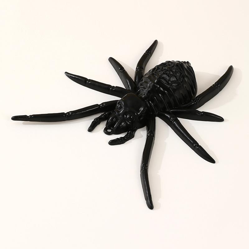 Halloween Spider Decoration Prank Toy Realistic Plastic Spider Hanging Ornament LED Light Up Black Spider Prop