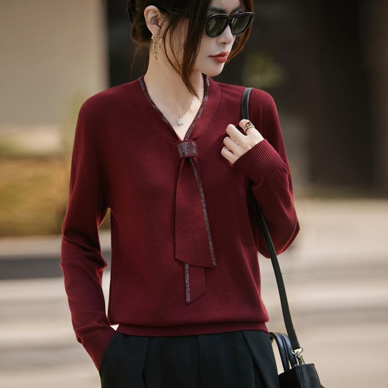 Women's Plus Size Rhinestone V-neck Knit Sweater - Autumn Fashion Long Sleeve Top