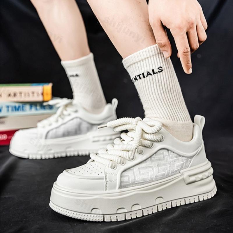Fashion Men's Fashion Casual Shoes 2025 Spring New Mesh Breathable Comfortable Thick Sole Sports Shoes Versatile Low Top Chunky sneakers