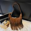 2025 Autumn Fashion Classic Style Faux Suede Tassel Shoulder Bags Solid Zipper Popularity Personality Crossbody Bags for Women