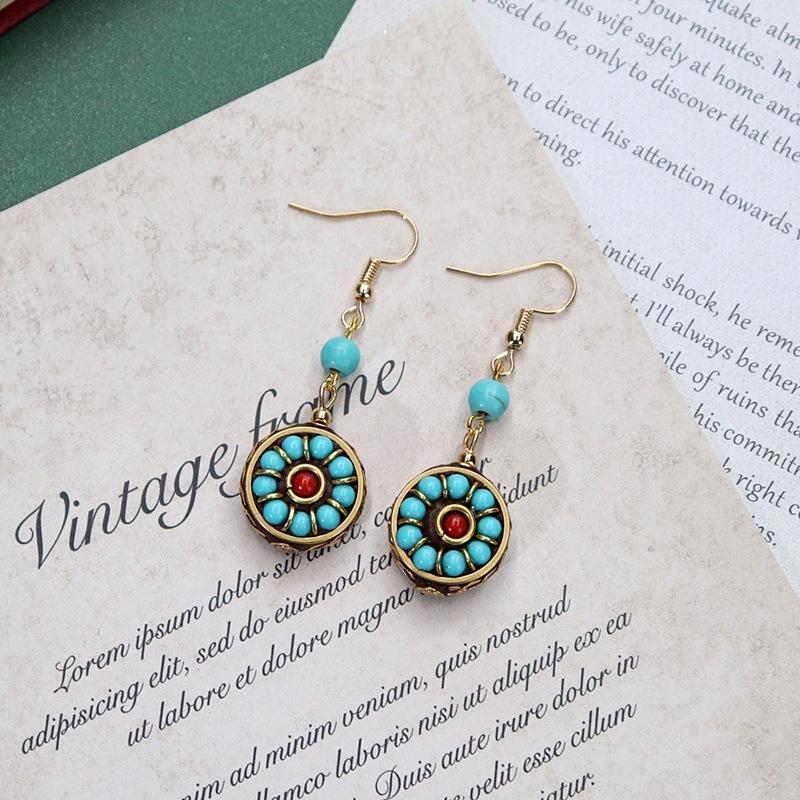 Handmade Niche Nepalese Exotic Tibetan Earrings Retro Temperament Simple Earrings Show Face Thin Earrings