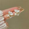 New Camellia Stud Earring for Women Sweet Green and White Flower Earrings Light Luxury Fashion Jewelry