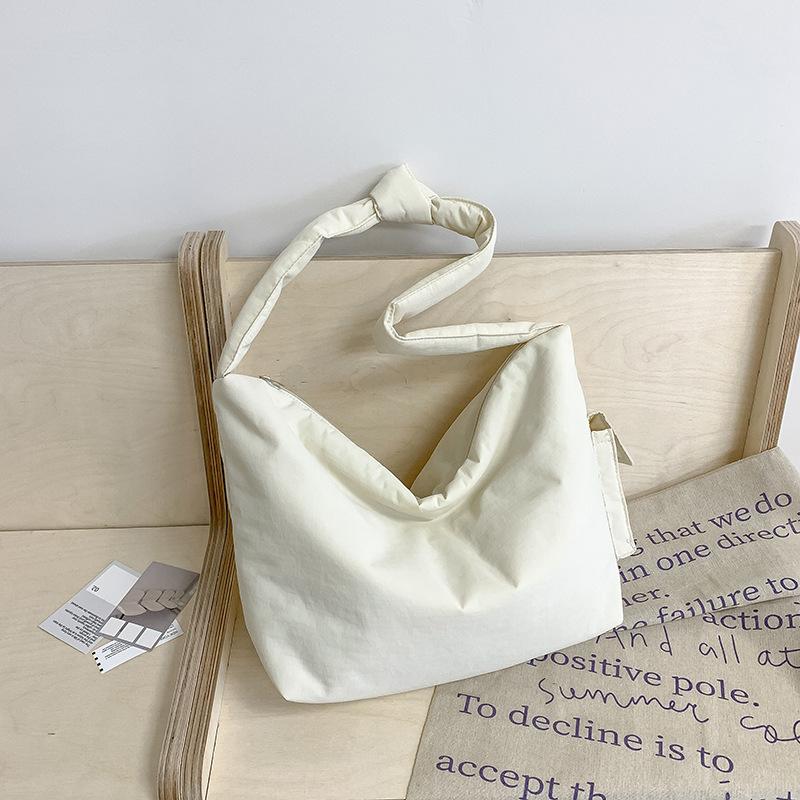 Casual, simple, personalized and fashionable large-capacity shoulder bag, autumn and winter new bag 2025 women's messenger tote bag