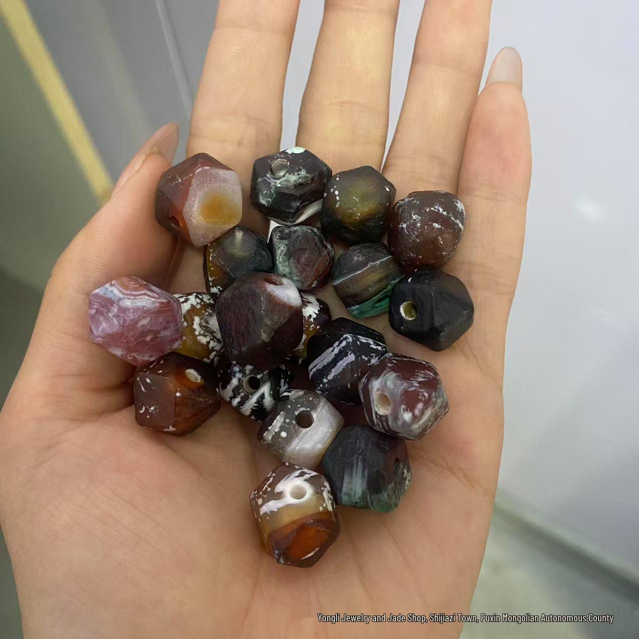 Multi-faceted Twisted Agate Small Loose Beads (11*12MM) - Milk Skin Calcified Appearance Twisted Agate браслета