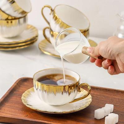 3-teiliges Set, Keramiktasse mit Untertasse, Espressotasse und Untertasse, Keramik-Kaffeetasse und Gold-Schmuck-Untertassenset, 2,5-Unzen Demitas