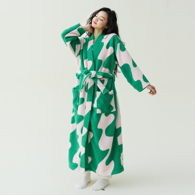 Winter Styles, Coral Fleece, Thickened, Men's and Women's Nightgowns, Extended Bathrobes, Couple's Pajamas, Anti-static, Winter Warm Pajamas