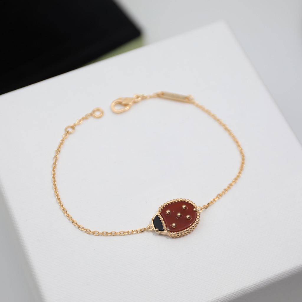 Ladybug Bracelet Four-leaf Clover Five-flower Bracelet Women's High-grade Personalized Version VCA Bracelet V Gold