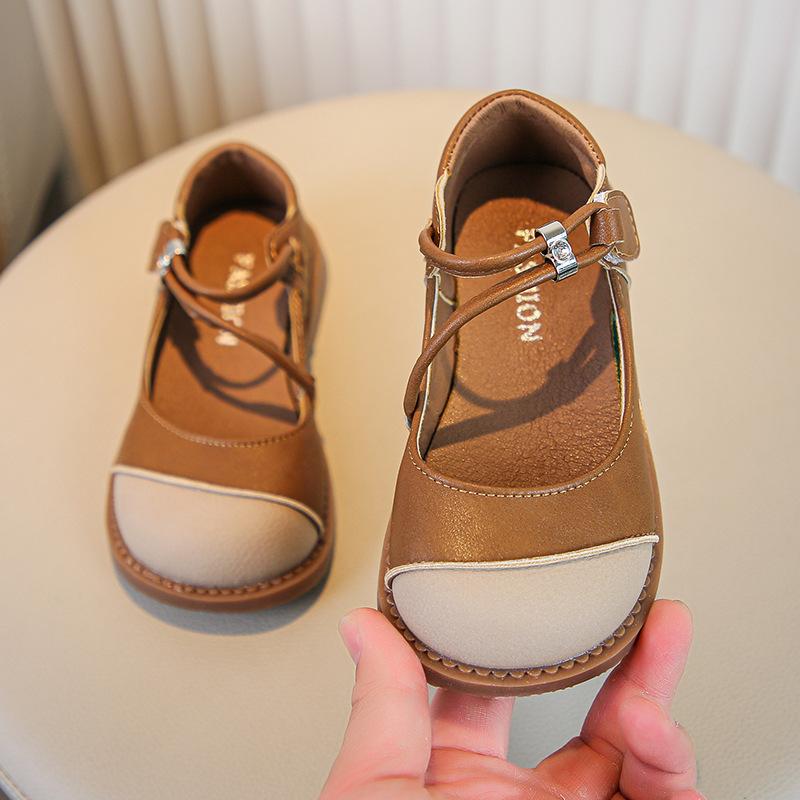 

Girl Soft soled Princess Shoes Student Performance Leather Shoes 29 хакі