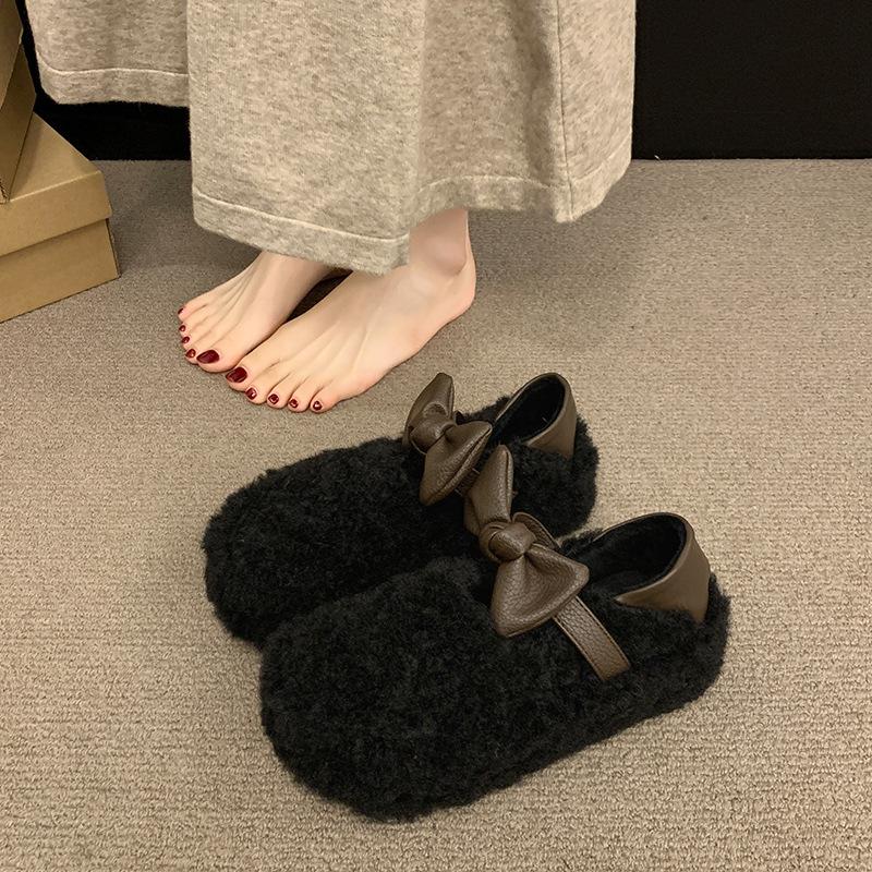 Plush Women's Shoes Are Comfortable and Versatile for Daily Wear, Simple and Classic Solid Color, Low Heel Soft Sole, One Pedal Cotton Shoes for Women