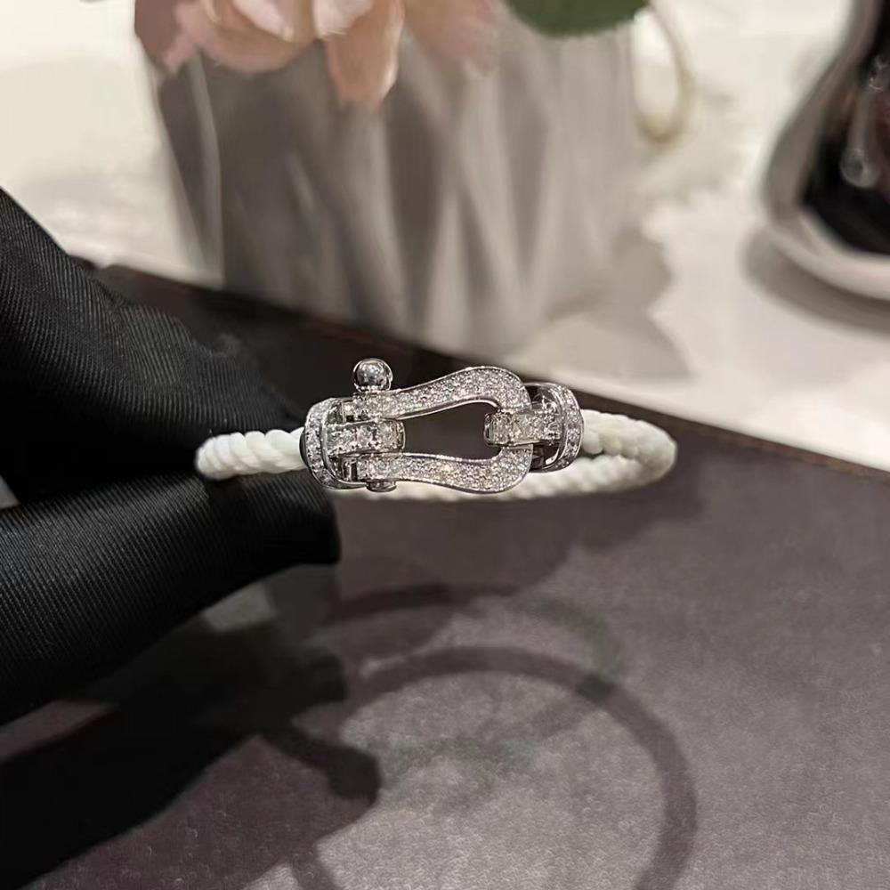 Full Drill with Horse Hoof Large 8-character Couple Bracelet