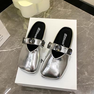 Mode Herfst Nieuwe Baotou Pantoffels Damesmode Vierkante Neus Ondiepe Mond Diamantachtige Gesp Zachte Zool Antislip Platte Schoenen