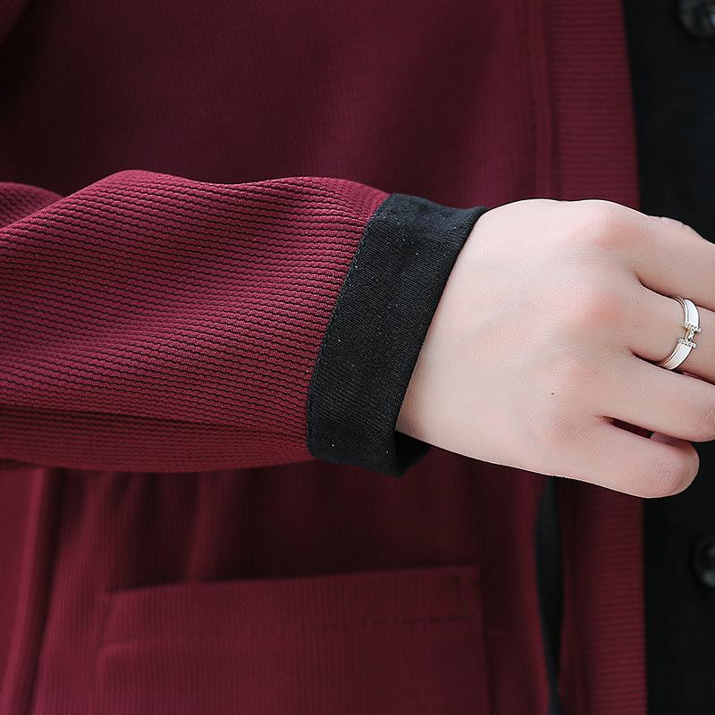 Spring 2025 Casual Suit for 50-Year-Old Women: Two-Piece Sporty Set for Middle-Aged and Elderly Moms