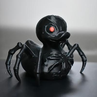 Halloween Black Spider-Duck Hybrid Ornament 3D Printed Creepy Crawling Animal Figure Desktop Decoration Scary Prank Gift