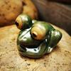 Figurinha de Sapo de Olhos Grandes em Cerâmica Estátua Realista de Sapo Verde Decoração Animal para Jardim Interior Exterior Rio Tanque de Peixes