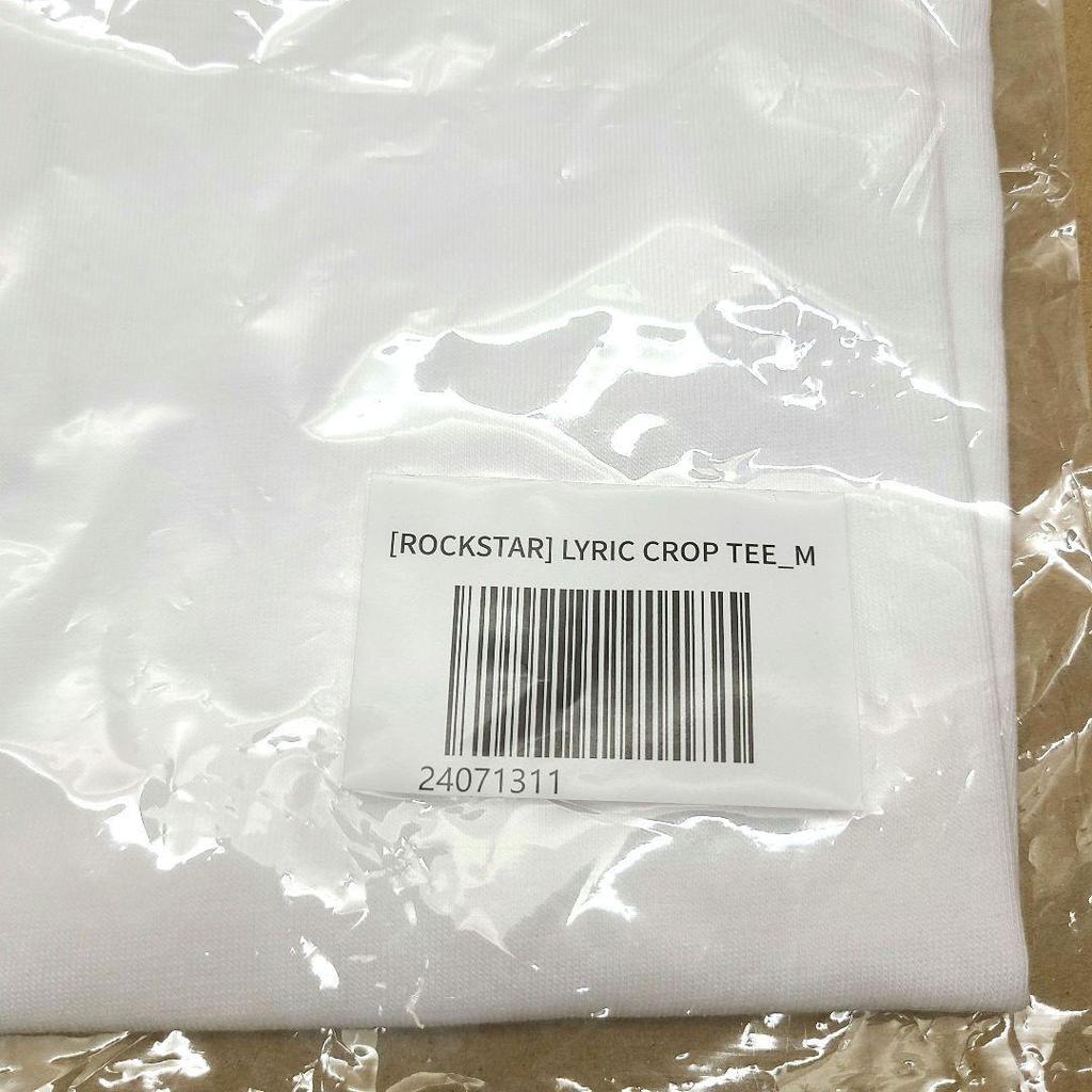 [USED] BLACKPINK LISA ROCKSTAR Lisa T-shirt M