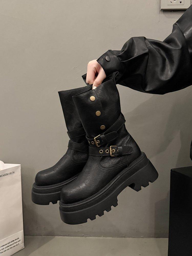 

Увеличение внутренней высоты 6 см Женские ботинки Мартина на платформе с толстой подошвой, коричневые, ретро, стиль Maillard, короткие ботинки, зимние, средней высоты, байкерские ботинки 35 чёрный