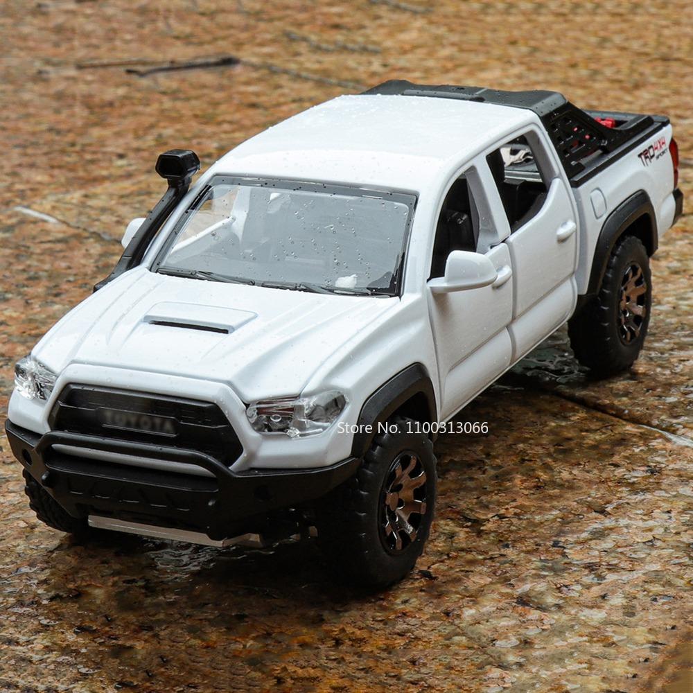 1:32 Alloy Tacoma Toys Diecast Models Cars with Light Music Pull Back Miniature Car Rubber Tires Vehicles for Kids Xmas Gifts